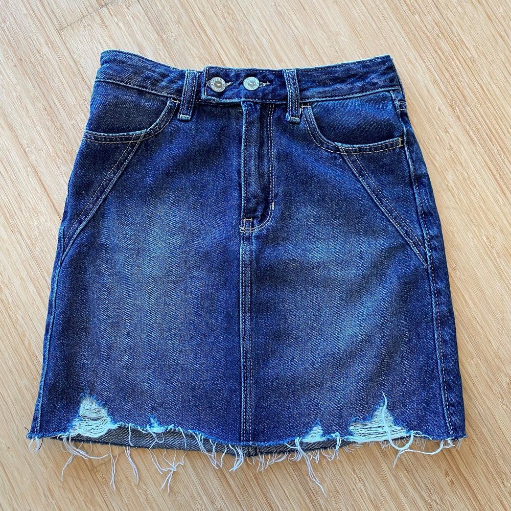 Girl's Hollister Ultra High-Rise Denim Skirt, Size 00 - Picture 1 of 8